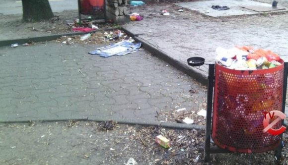 Titkosrendőrségi módszerekkel vadásszák a szemetelőket Temesváron