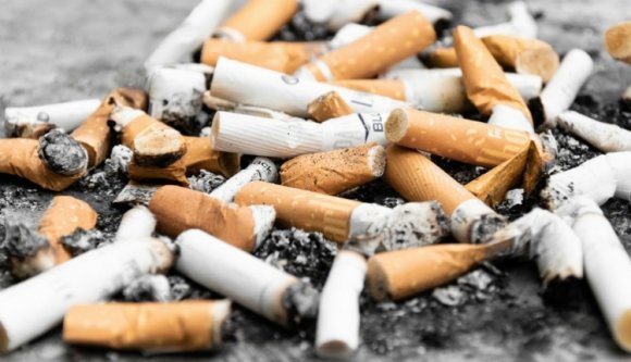 Égő cigi miatt kellett meghalnia egy Arad megyei idős férfinak