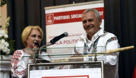 Ki a legnagyobb fecnihazafi?