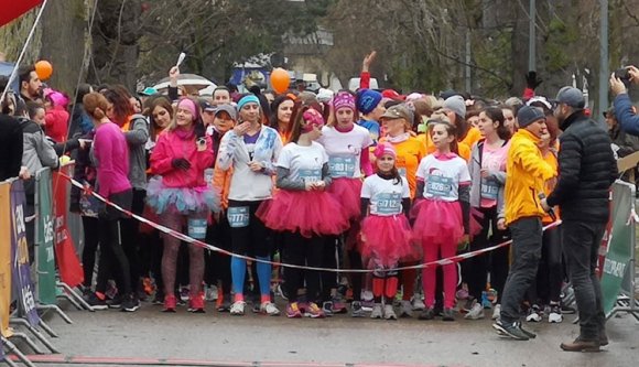 Százak rohangáltak tütüben a parkban