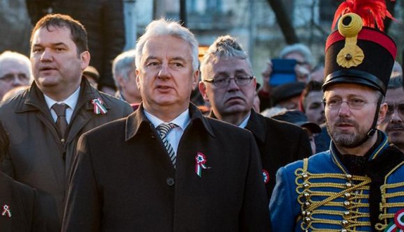 Tőkés nekiment Semjénnek