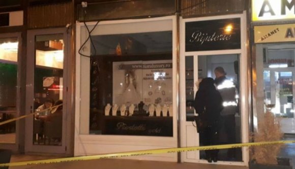 Elkapták a zilahi ékszerboltot pillanatok alatt kirámoló ifjakat