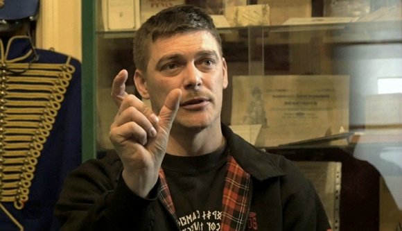 Játék petárdákkal, a kézdivásárhelyi „jó terroristák” társaságában