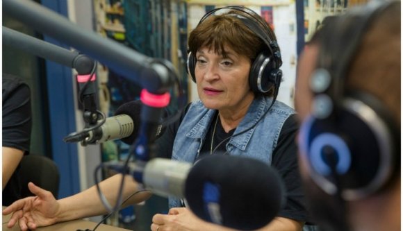 Kis híján börtönbe juttatta a közpénzből világot járó PSD-s rádióigazgató az őt lebuktató újságírót