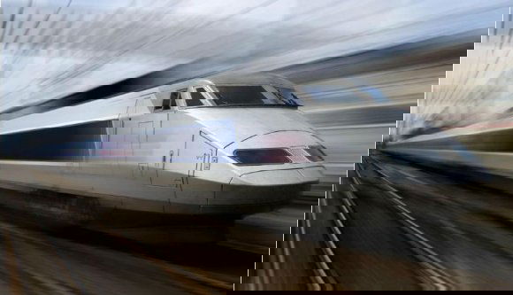 Higgyük el a miniszternek, hogy idén elkezdik a Kolozsvár-Biharpüspöki gyorsvasút megépítését?