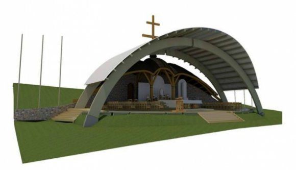 Mint a bokrot, úgy szidják a hívek a csíksomlyói Hármashalom oltár pápafedelét és készítőit