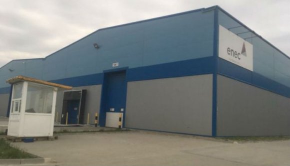 Azért kellett bezárni az autóalkatrész-gyárat, mert a munkások eladták a munkaeszközöket