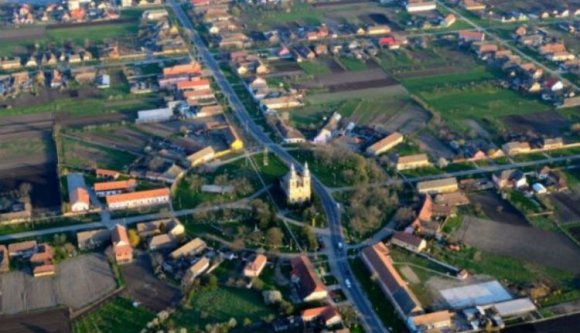 Mivel már alig van sváb a Bánságban, a románok lelkesen felhasználják őket a turisztikai identitás építésére