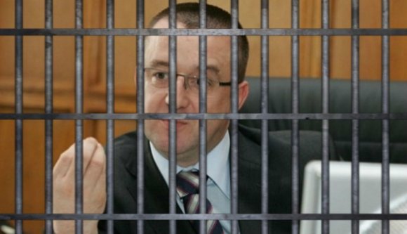 Öt évre börtönbe vonul az adóhatóság volt vezetője