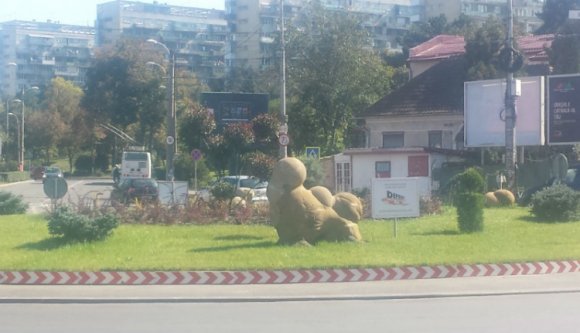 Feleki gömbkőszobrok