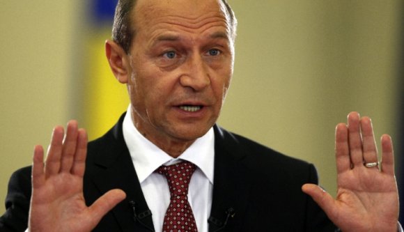 Băsescu radikalizálódik