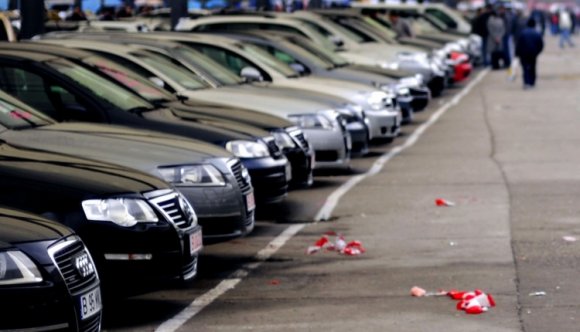 Első autó programmal (is) kampányol a Ponta-kormány