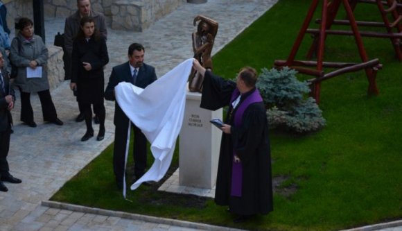 Emlékművet avattak Kolozsváron a holokauszt áldozatainak