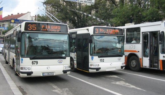 Könyvmoly vagy? Kolozsváron ingyen tömegközlekedhetsz!