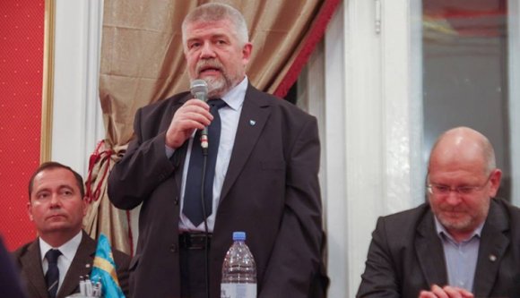 Johannist támogatja az SZNT elnöke