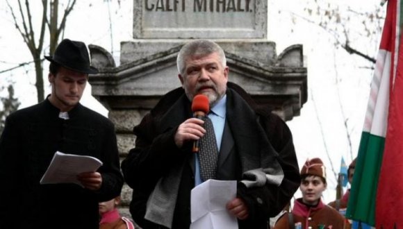 Az SZNT a katalánok mellé állt