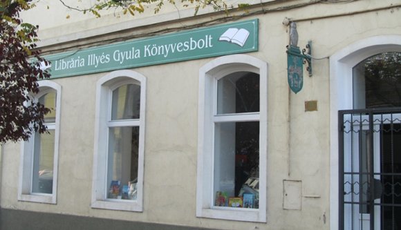 Nem református, de magyar könyvesbolt nyílt Váradon