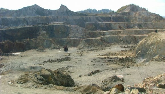 EP-akció a ciános aranykitermelés ellen