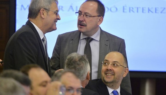 Tőkés László: az RMDSZ kérjen bocsánatot