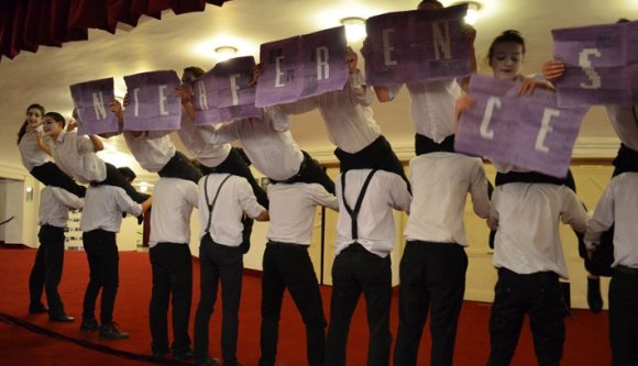 Berezegtek az Interferenciák!