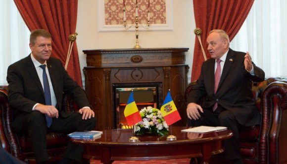 Kiáll Moldova demokráciájának megszilárdítása mellett Johannis