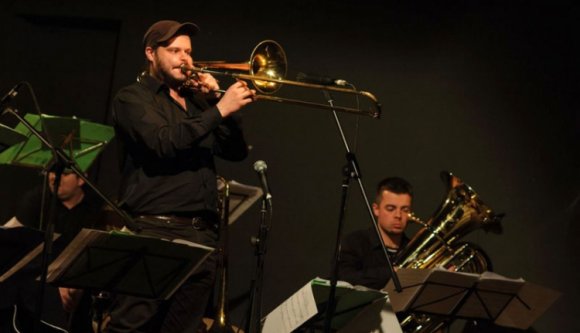 Amikor a képhez bejön a zene