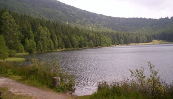 Húszmillióért lehetne felkocsikázni a Szent Anna-tóhoz