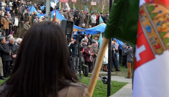 Himnuszórákat tartanak a prefektusnak