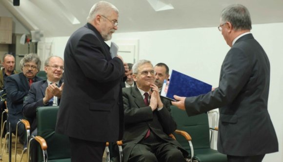 Duna-díjjal tüntették ki Tőkés Lászlót