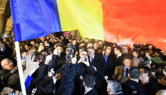 Johannis: múzeumba a komcsikkal!