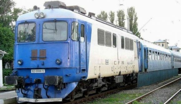 Vonatnak vezette az autót egy 15 éves fiú