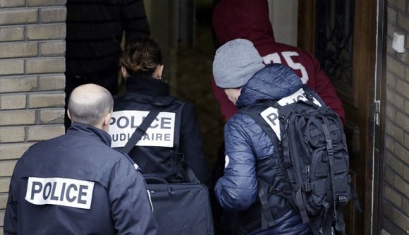 Terroristákat vettek őrizetbe Párizsban és Berlinben