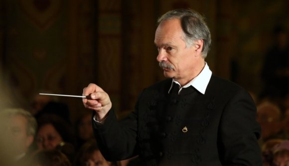 Díjat kapott Haáz Sándor karvezető a magyar kultúra napja alkalmából