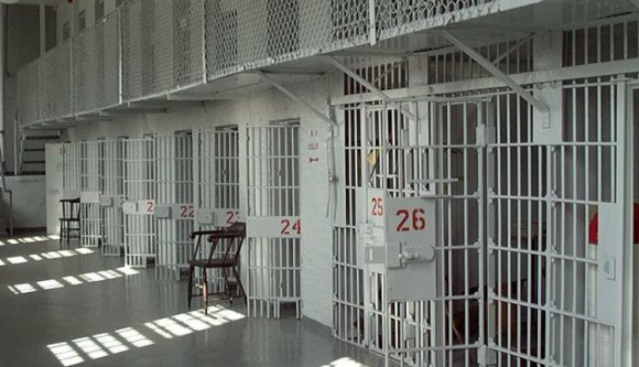 Kit miért ült 2014-ben a romániai börtönökben?