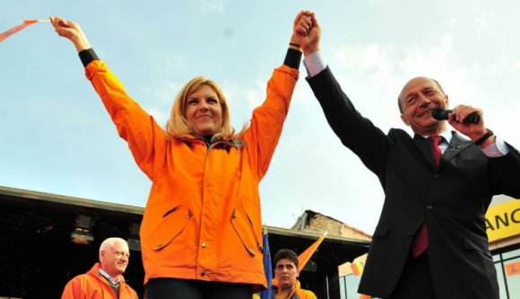 Băsescu nem akar pártvezér lenni