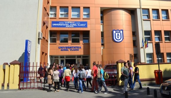 Aradon képzik a Magyarországon románul tanító tanárokat