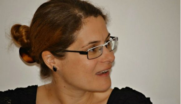 Álljunk meg egy szóra László Noémival