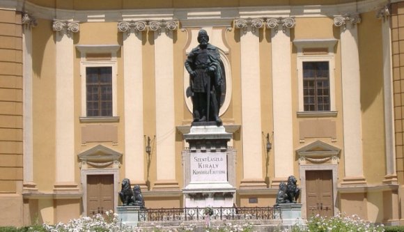 Szent László szobrot kér a katolikus püspökség Várad főterére
