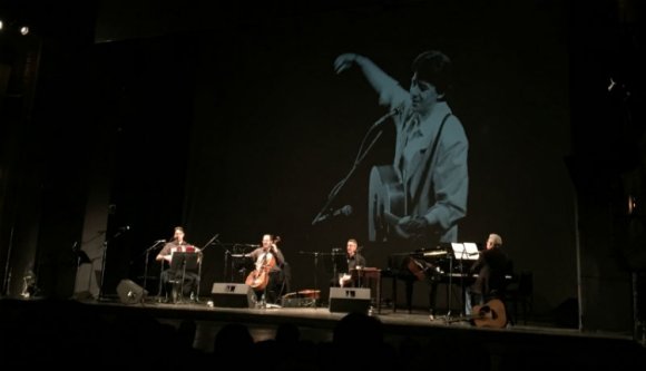 Nincsen más ebben a cikkben, csak egy este és Cseh Tamás