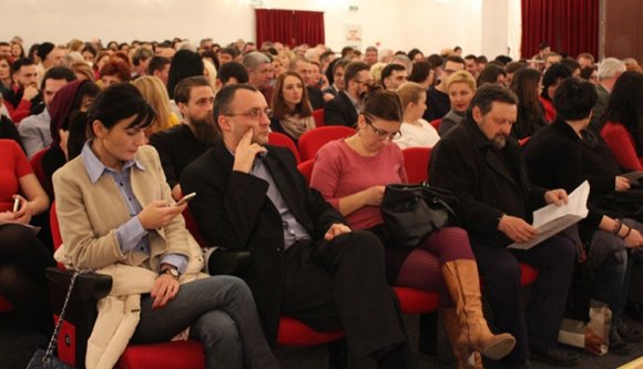 Film az igazságszolgáltatás szőnyeg alá söpört mocskáról