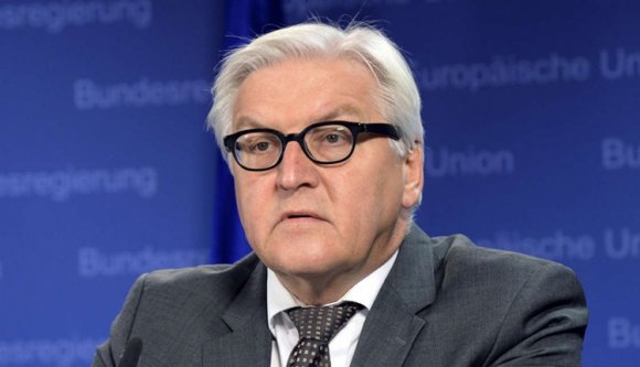 Jó anyagot szívnak a diplomaták