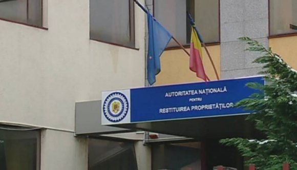 Szilveszterkor adtak vissza egy csomó váradi ingatlant. Papíron