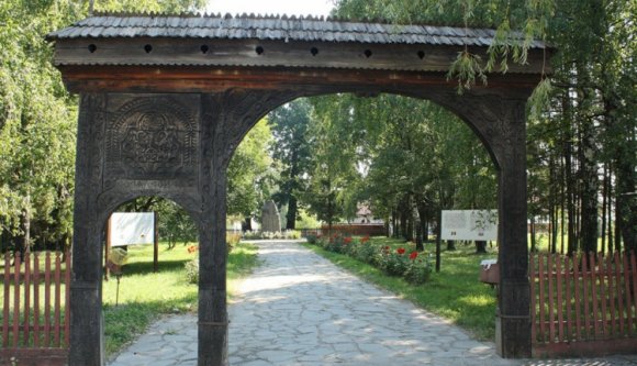 Farkaslaka is autonóm akar lenni