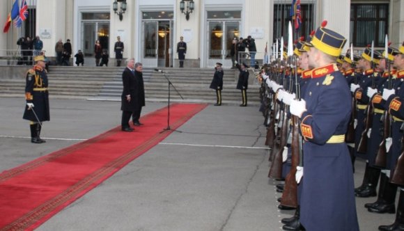 A britek is bevetik magukat Románia oldalán