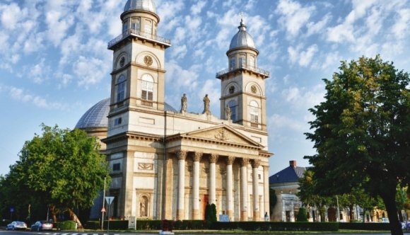 A katolikus ingatlanokra is szemet vetett a román állam?