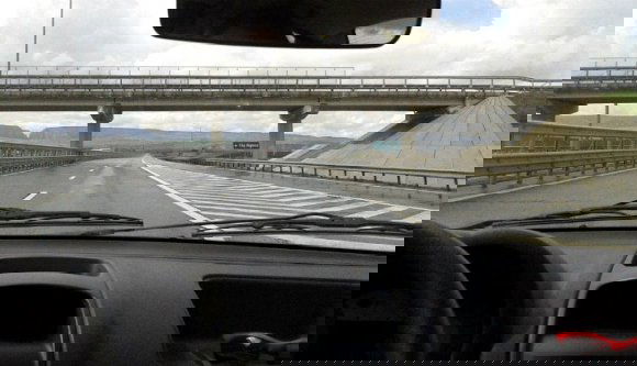 Spanyolokkal fejezik be a Bors-Széplak sztrádaszakaszt