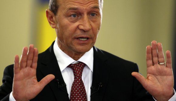 Keményen nekiment a DNA-nak Băsescu