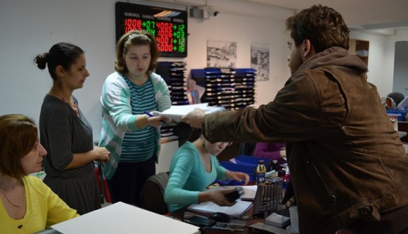 Musai-muszáj 700 kérvényt iktatni a kolozsvári városházán