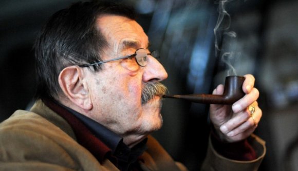 Elhunyt Günter Grass