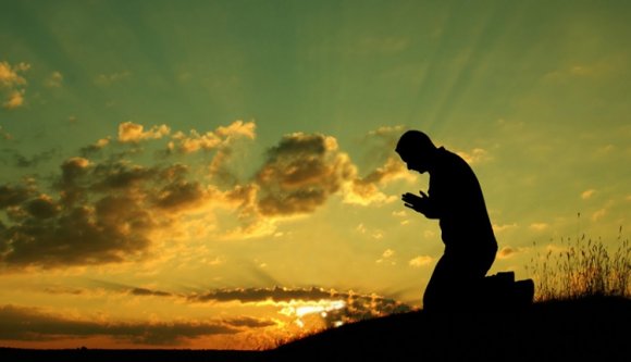 Az ország több mint háromnegyede vallásos